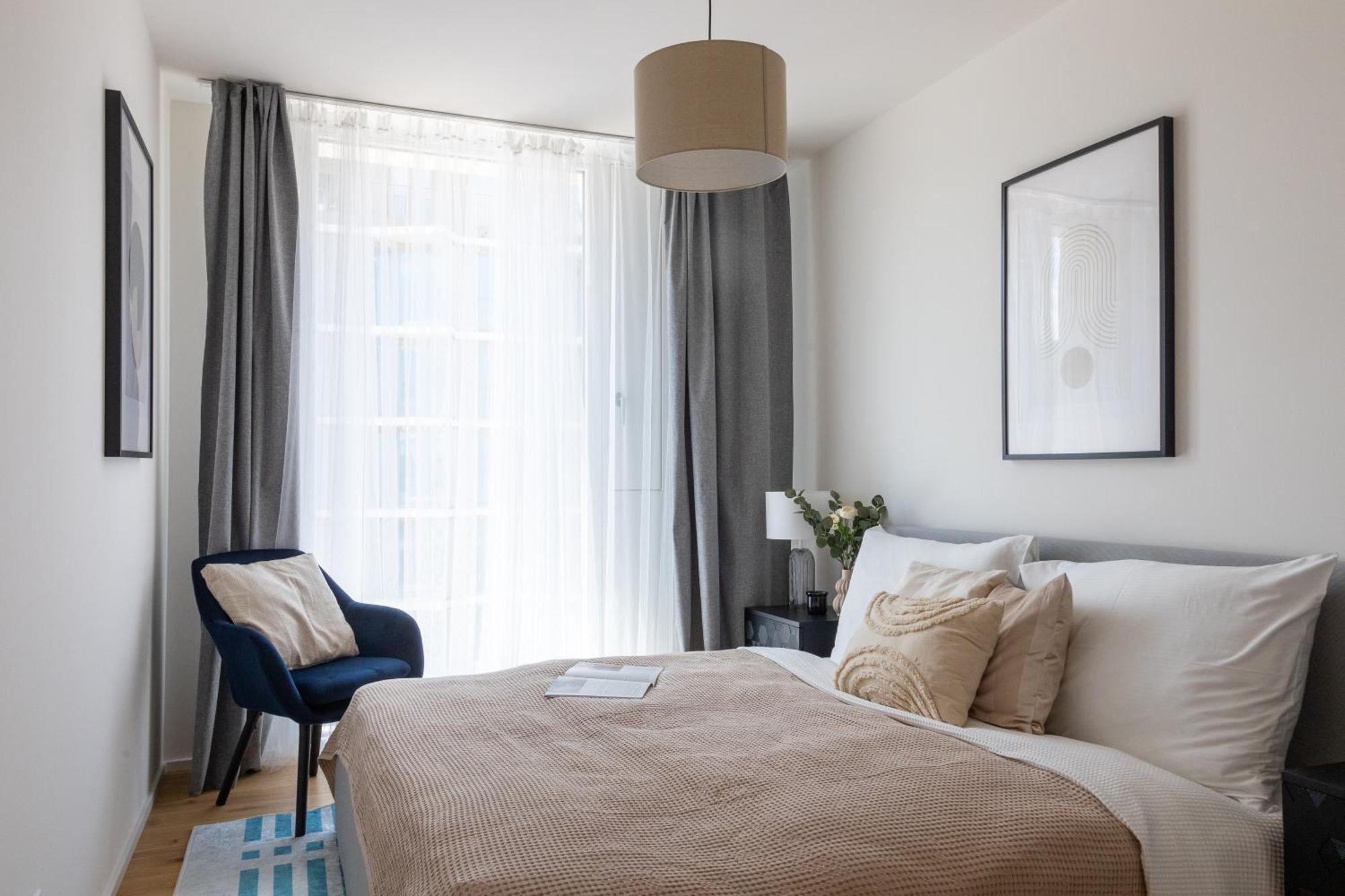 Apartment Days - 2bdr - Balcony - Garage Parking - Easy Center Access Prague